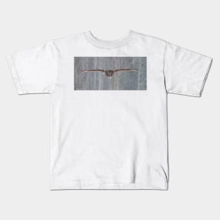 Full speed - Great Grey Owl Kids T-Shirt